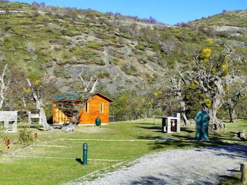 camping rio serrano (Fuente: http://www.cajalosandes.cl)